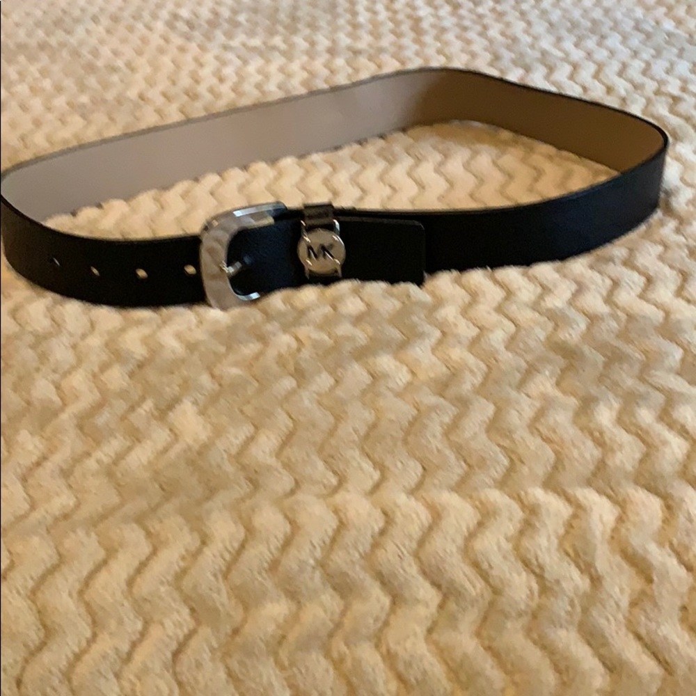 Michael Kors Black/silver belt